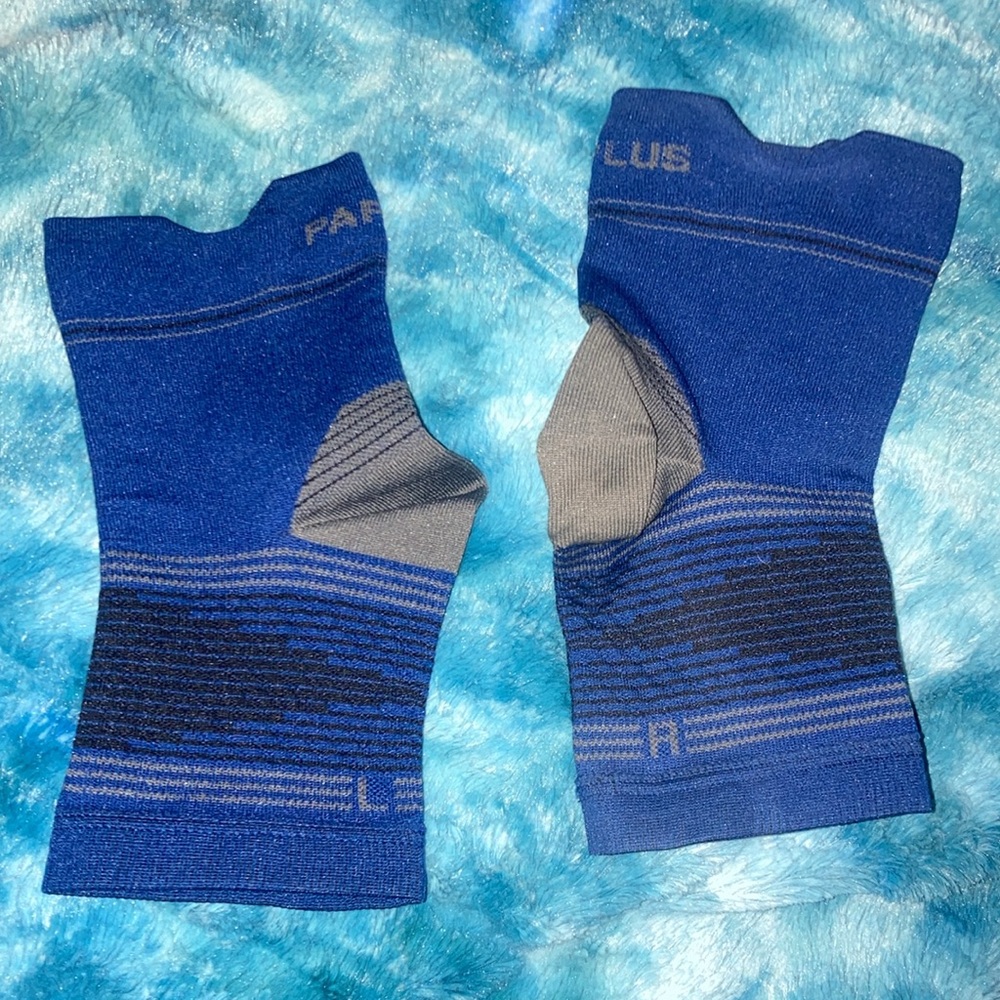 PAPLUS Plantar Fasciitis Compression Foot Sleeves Socks - Size Large